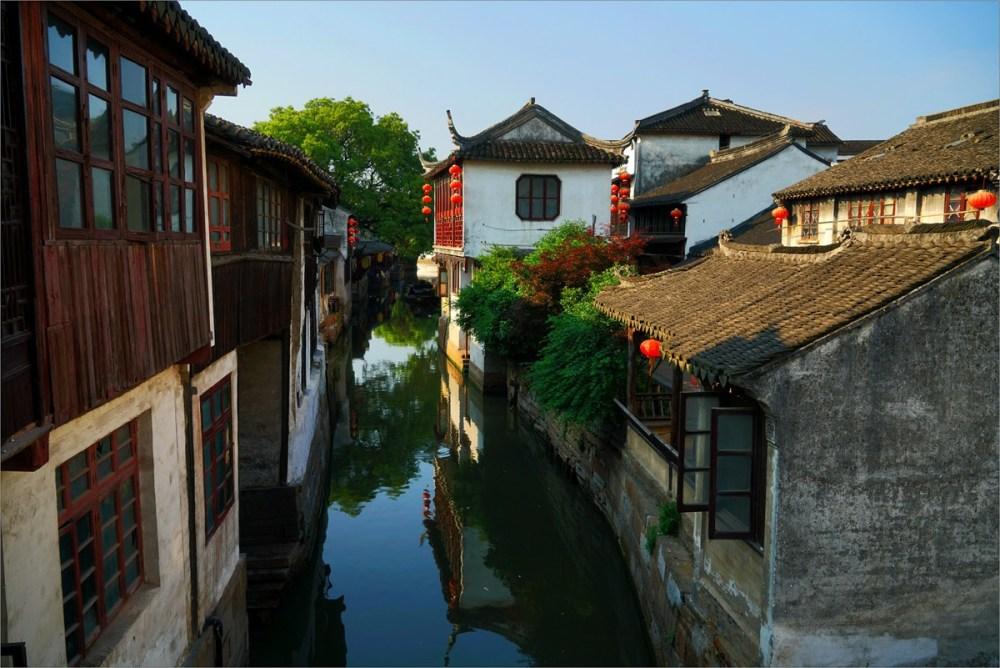 中乔体育：以长期主义铸就辉煌，以实际行动回馈社会
